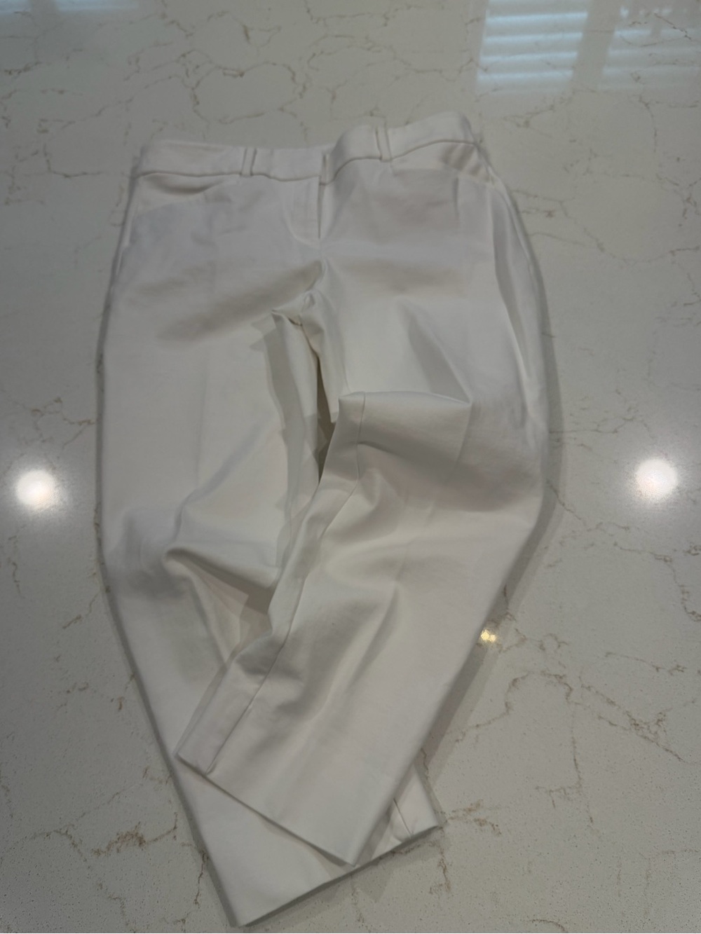 LOFT Doubleweave White Riviera cropped Pants in Marissa Fit size 8